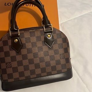 Louis Vuitton Alma BB